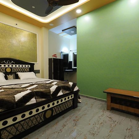 Coconut Homestay Hampi Eksteriør billede