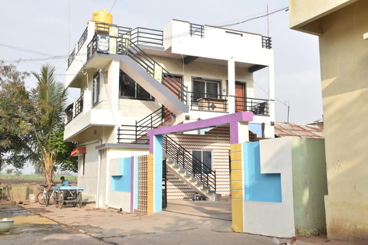 Coconut Homestay Hampi Eksteriør billede
