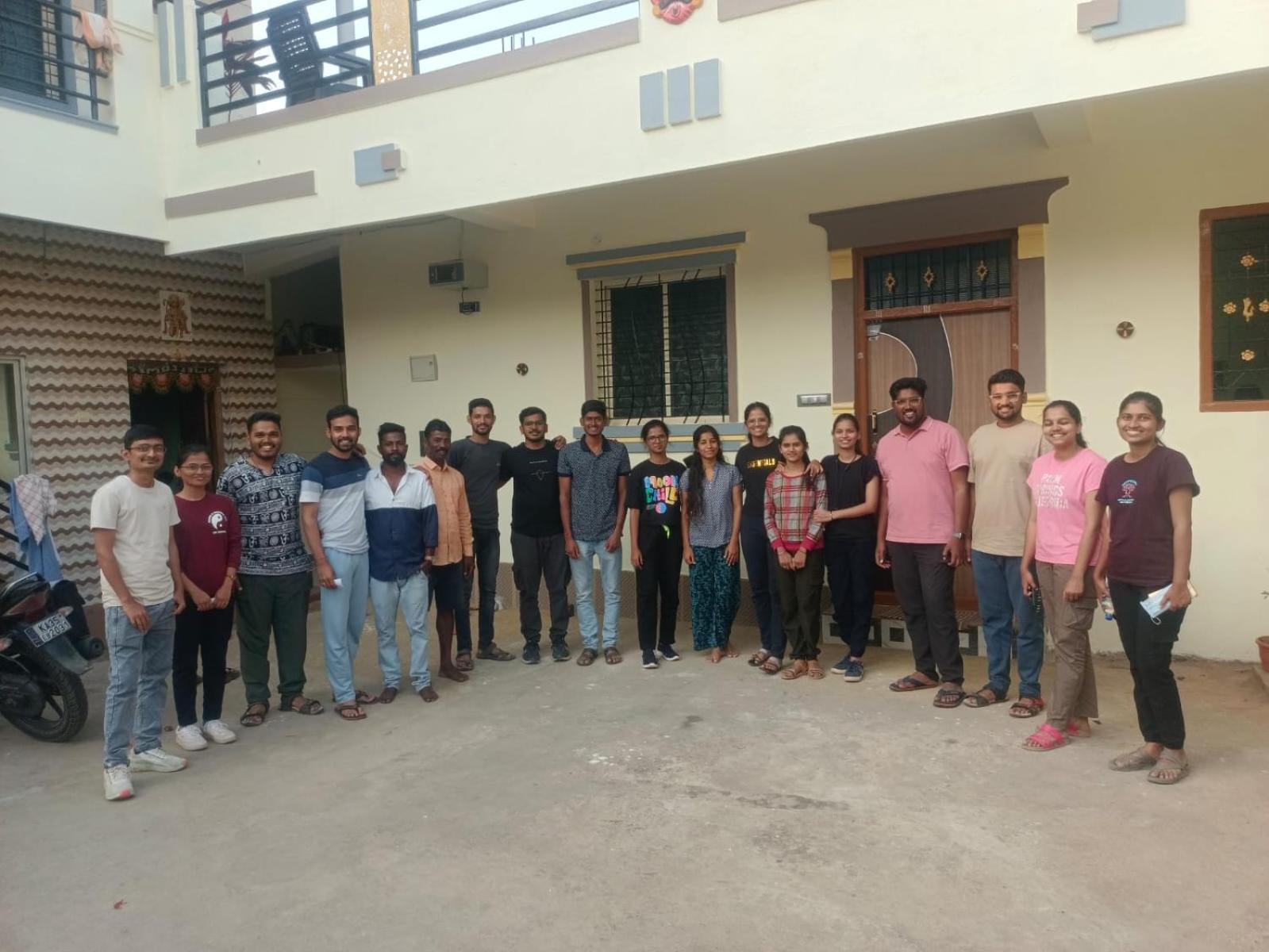 Coconut Homestay Hampi Eksteriør billede